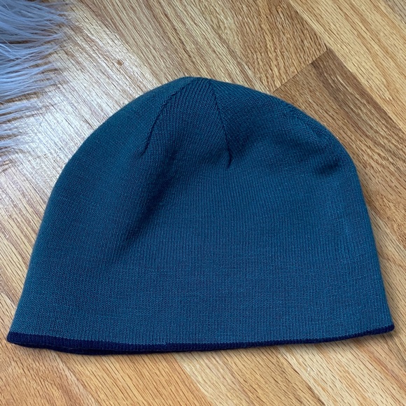 The North Face Dark Blue Knit Beanie Reversible Unisex - Picture 4 of 7